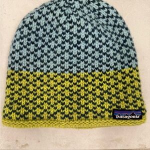 Patagonia Women’s Two-Tone Knit Beanie